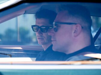 Robert Lewandowski (l) verlässt nach einer medizinischen Untersuchungen das Krankenhaus Barmherzige Brüder. Robert Lewandowski (l) verlässt nach einer medizinischen Untersuchungen das Krankenhaus Barmherzige Brüder.