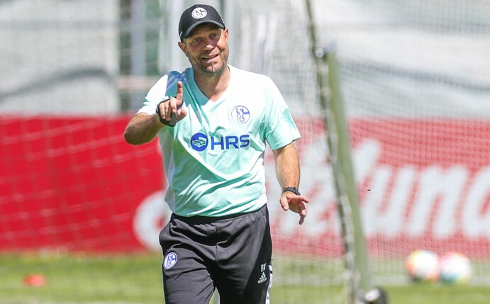 Hat großen Respekt vor der Arbeit seines Vorgängers: Schalke-Coach Frank Kramer.