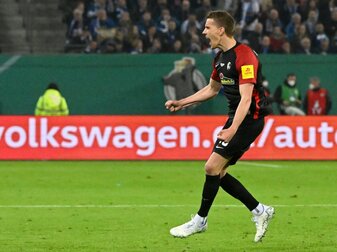 Angreifer Nils Petersen vom Fußball-Bundesligisten SC Freiburg plagen angesichts der Zusatzbelastung in der Europa Leag Angreifer Nils Petersen vom Fußball-Bundesligisten SC Freiburg plagen angesichts der Zusatzbelastung in der Europa Leag
