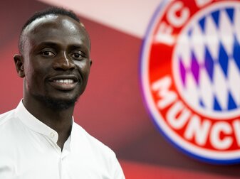 Eine der Toptransfers im Sommer 2022: Sadio Manés Wechsel vom FC Liverpool zum FC Bayern. Eine der Toptransfers im Sommer 2022: Sadio Manés Wechsel vom FC Liverpool zum FC Bayern.