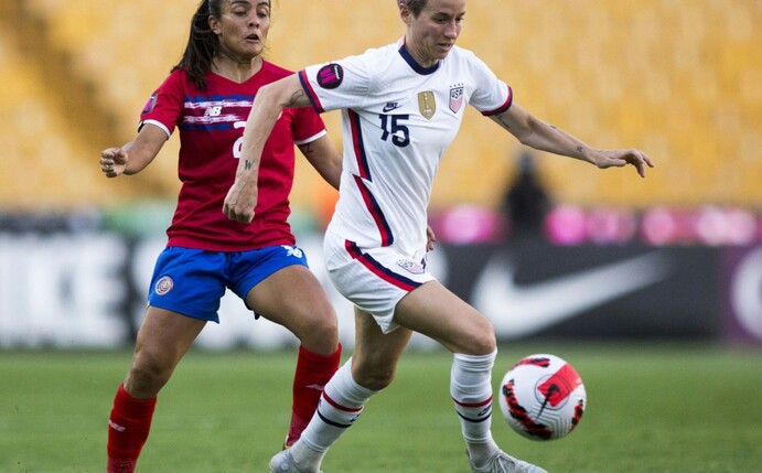 Frauenfußball-Weltmeister USA hat beim Gold Cup des Kontinentalverbandes CONCACAF das Finale erreicht und steht kurz vo