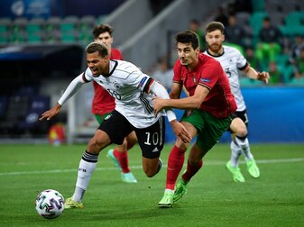 Spielt künftig für Union Berlin: Diogo Leite (r). Spielt künftig für Union Berlin: Diogo Leite (r).