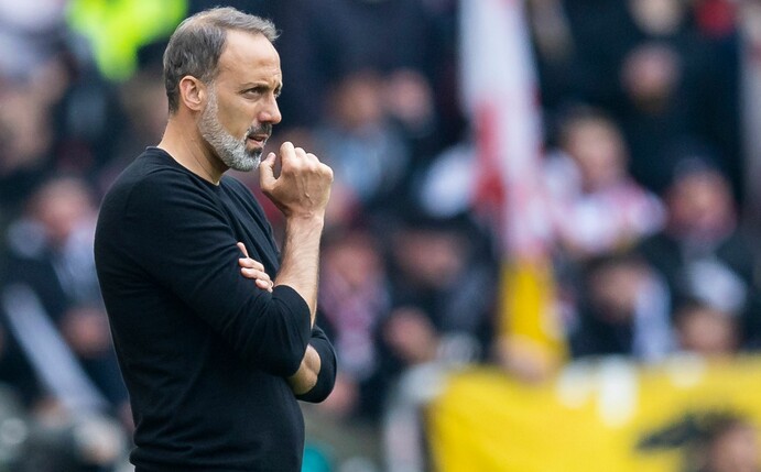 Setzte beim Test gegen den FC Brentford viele Neuzugänge ein: Stuttgarts Trainer Pellegrino Matarazzo.