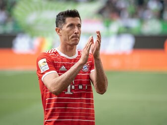Robert Lewandowski bedankte sich via Instagram bei den Bayern-Fans. Robert Lewandowski bedankte sich via Instagram bei den Bayern-Fans.
