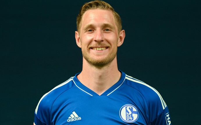 Sebastian Polter hat Schalke 04 drei Wochen vor dem Saisonstart in der Fußball-Bundesliga vor einem Rückschlag bewahrt
