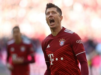 Wie der FC Barcelona und Bayern München am Dienstagabend zeitgleich mitteilten, spielt Robert Lewandowski ab sofort fü Wie der FC Barcelona und Bayern München am Dienstagabend zeitgleich mitteilten, spielt Robert Lewandowski ab sofort fü