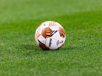 Prof. Dr. Med. Klaus-Peter Dieckmann hat die fehlenden urologischen Untersuchungen bei Medizinchecks von Fußballprofis Prof. Dr. Med. Klaus-Peter Dieckmann hat die fehlenden urologischen Untersuchungen bei Medizinchecks von Fußballprofis