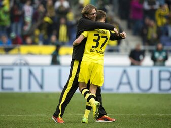 Rio-Weltmeister Erik Durm vom Fußball-Zweitligisten 1. FC Kaiserslautern hat seinem ehemaligen Trainer Jürgen Klopp vi Rio-Weltmeister Erik Durm vom Fußball-Zweitligisten 1. FC Kaiserslautern hat seinem ehemaligen Trainer Jürgen Klopp vi