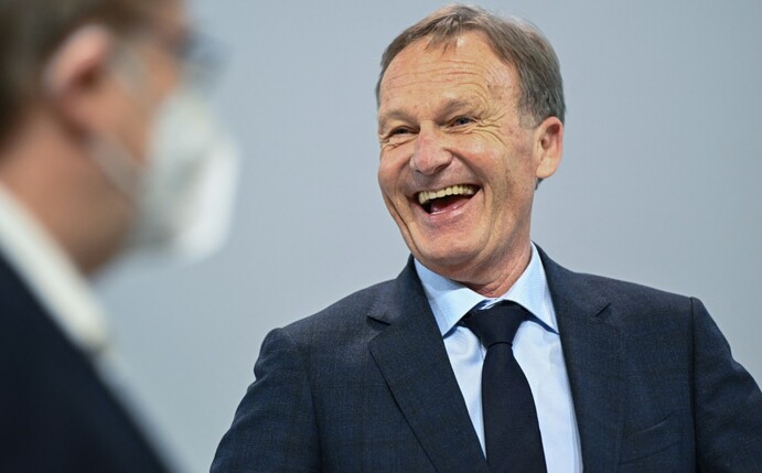 DFL-Aufsichtsratschef Hans-Joachim Watzke hat Spekulationen um einen fixe Beteiligung eines Investors an der Deutschen F