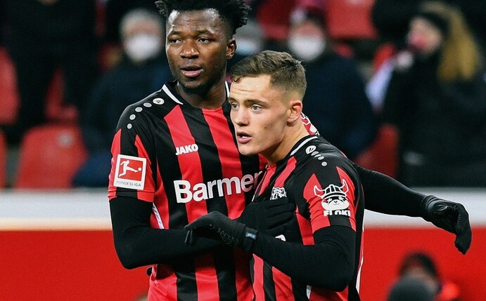 Fußball-Bundesligist Bayer Leverkusen hat das letzte Testspiel der Saisonvorbereitung mit einem Erfolgserlebnis abgesch
