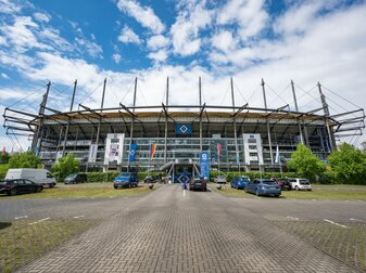 Eine Umbenennung des Volksparkstadions in Uwe-Seeler-Stadion ist in Hamburg im Gespräch. Eine Umbenennung des Volksparkstadions in Uwe-Seeler-Stadion ist in Hamburg im Gespräch.