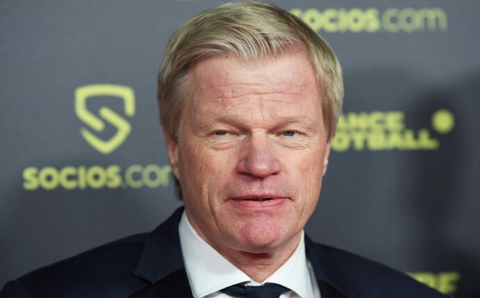 Bayern Münchens Klubchef Oliver Kahn blickt dem Saisonstart "sehr entspannt" entgegen, "weil die Dinge bei uns funktion