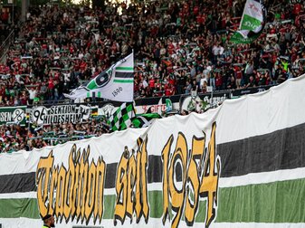In Hannover gab es einen Notfall auf der Tribüne. In Hannover gab es einen Notfall auf der Tribüne.