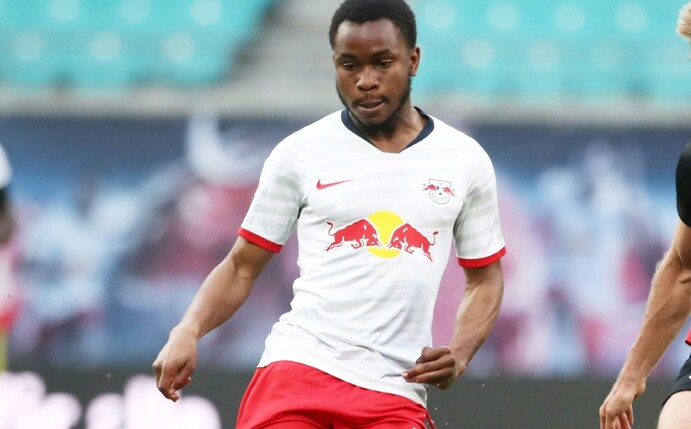 Atalanta Bergamo zeigt laut italienischen Medienberichten Interesse am Leipziger Angreifer Ademola Lookman.