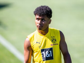 Feiert Tore gerne auch mal mit einem Salto: BVB-Neuzugang Karim Adeyemi. Feiert Tore gerne auch mal mit einem Salto: BVB-Neuzugang Karim Adeyemi.