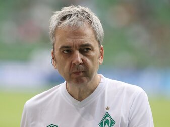 Werder Bremens Stadionsprecher und TV-Moderator Arnd Zeigler wird mit den Fair-Play-Preis des Deutschen Fußball-Bundes Werder Bremens Stadionsprecher und TV-Moderator Arnd Zeigler wird mit den Fair-Play-Preis des Deutschen Fußball-Bundes