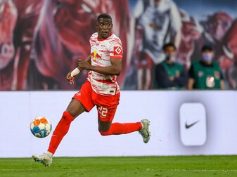 Leipzigs Verteidiger Nordi Mukiele steht vor einem Wechsel zum Ligue-1-Club Paris Saint-Germain. Leipzigs Verteidiger Nordi Mukiele steht vor einem Wechsel zum Ligue-1-Club Paris Saint-Germain.