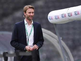 Simon Rolfes geht voller Selbstbewusstsein seine neue Rolle als Sport-Geschäftsführer von Bayer Leverkusen und Nachfol Simon Rolfes geht voller Selbstbewusstsein seine neue Rolle als Sport-Geschäftsführer von Bayer Leverkusen und Nachfol