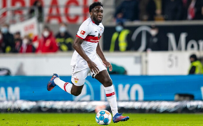 Soll vor dem Wechsel zu Nottingham Forest stehen: Orel Mangala vom VfB Stuttgart in Aktion.