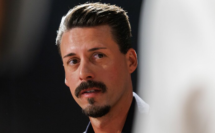 DAZN-Pressegespräch im Münchner Volkstheater mit Sandro Wagner.