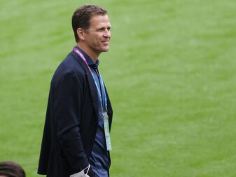 Bierhoff beeindruckt von DFB-Frauen: "Sind überglücklich" Bierhoff beeindruckt von DFB-Frauen: "Sind überglücklich"
