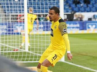 Malen will Landsmann de Ligt "überwinden" Malen will Landsmann de Ligt "überwinden"