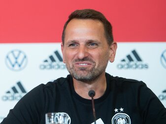 Stellt den DFB-Frauen und deren Trainerteam ein sehr gutes Zeugnis aus: Joti Chatzialexiou. Stellt den DFB-Frauen und deren Trainerteam ein sehr gutes Zeugnis aus: Joti Chatzialexiou.