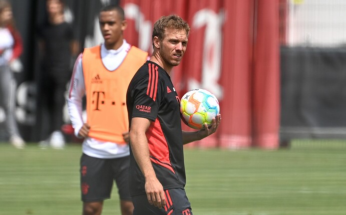 Hält die Augen nach weiteren Neuzugängen offen: Bayern-Coach Julian Nagelsmann.