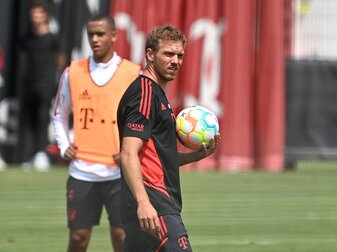 Hält die Augen nach weiteren Neuzugängen offen: Bayern-Coach Julian Nagelsmann. Hält die Augen nach weiteren Neuzugängen offen: Bayern-Coach Julian Nagelsmann.