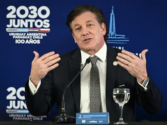 Zum Jubiläum: Südamerikanische Vierer-Bewerbung um WM 2030 Zum Jubiläum: Südamerikanische Vierer-Bewerbung um WM 2030