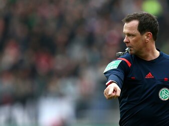 Handelfmeter im EM-Finale? Schiris sehen "schwierige" Szene