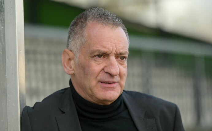 Der frühere Bundesliga- und Nationalmannschaftstorwart Eike Immel hat zwischen 1980 und 1988 19 Länderspiele bestritten.