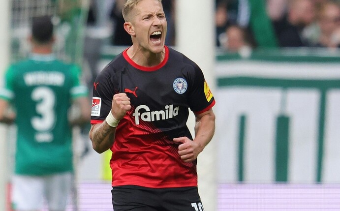 Kiel verlängert vorzeitig mit Holtby bis 2024