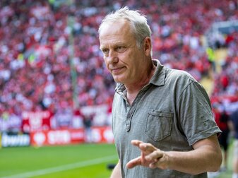 Trainer Christian Streich und seine Freiburger werden in dieser Saison in die Top 20 der ewigen Tabelle vorrücken. Trainer Christian Streich und seine Freiburger werden in dieser Saison in die Top 20 der ewigen Tabelle vorrücken.