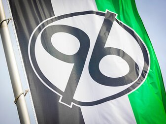 Bei Hannover 96 beginnt die Suche nach einer möglichen Kompromisslösung im Streit um die Vereinsführung. Bei Hannover 96 beginnt die Suche nach einer möglichen Kompromisslösung im Streit um die Vereinsführung.