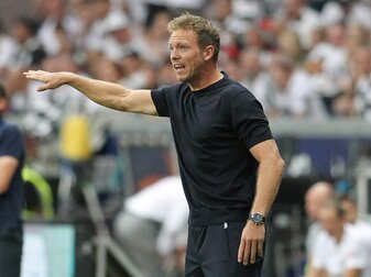 Neue Offensive lässt Bayern träumen: "Eklig zu verteidigen" Neue Offensive lässt Bayern träumen: "Eklig zu verteidigen"