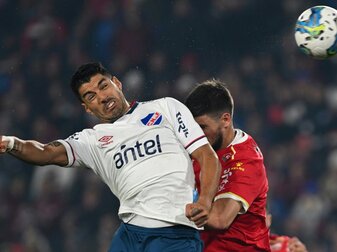 Suarez trifft erstmals nach Uruguay-Rückkehr Suarez trifft erstmals nach Uruguay-Rückkehr