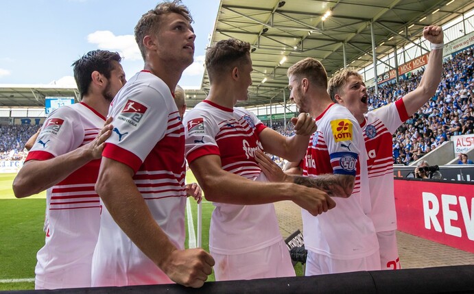 Holstein Kiel konnte sich beim 1. FC Magdeburg durchsetzen.