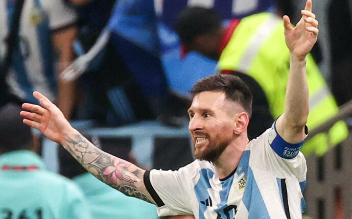 Foto: WM-Rekordspieler Messi führt Argentinien zum dritten WM-Titel