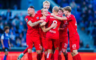 Foto: True Form: Bayer vorn, 1860 und Haching vor Bayern