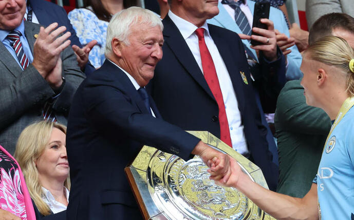 Foto: Nächster Titel für Manchester City – aber ohne Haaland-Tore!