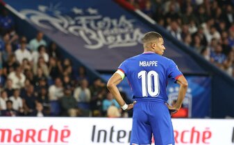 Foto: Nicht-Nominierung von Kylian Mbappé: Auch wegen dieser Zahlen!