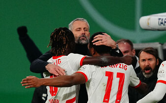 Foto: 3:0 gegen Frankfurt: So rettete RBL Marco Rose den Job