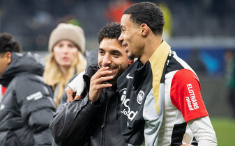 Foto: Eintracht Frankfurt: 350 Mio. Euro Gewinn nur mit Stürmern