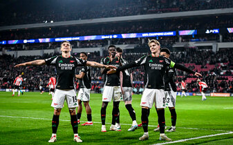 Foto: Arsenal 7:1 bei der PSV – So geht Hauptstadt-Fußball