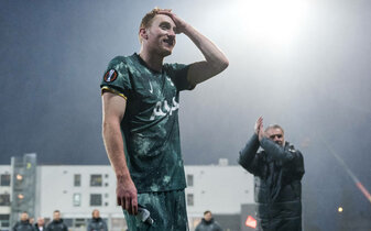 Foto: Papst-Tod – Europacup-Sieger aus England: Eine bizarre Serie 