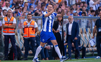 Foto: Luuk de Jong: Erst vereinslos, jetzt Überraschungs-Transfer