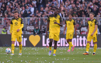 Foto: FC St. Pauli vs. BVB 3:3 nach 1:3– 3:15 Minuten für zwei Tore!