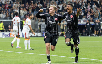 Foto: 5:1 gegen Galatasaray – Frankfurt gegen 6,2 Milliarden Euro Kaderwert