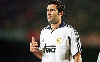 Foto: Luis Figo von Barcelona zu Real: Der frechste Transfer aller Zeiten?